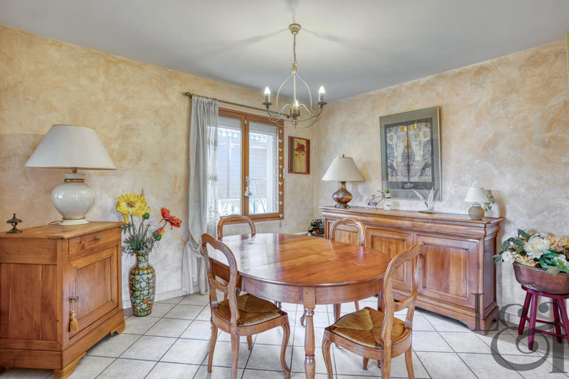 Maison - 96 m² - 4 pièces