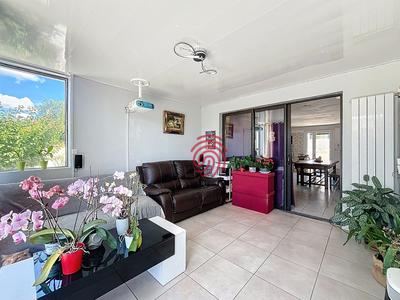 Maison - 179 m² - 7 pièces