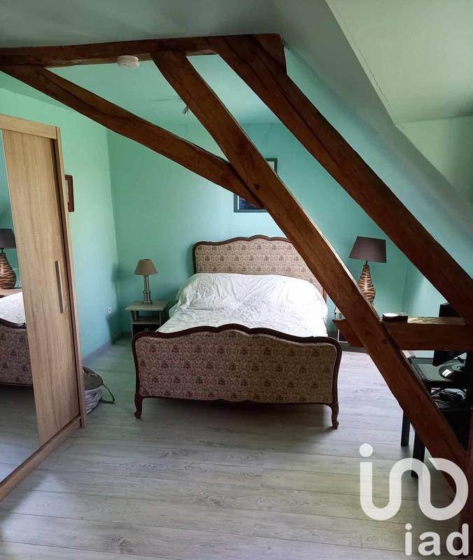 Maison - 212 m² - 7 pièces