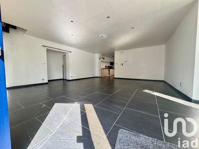 Maison - 208 m² - 6 pièces