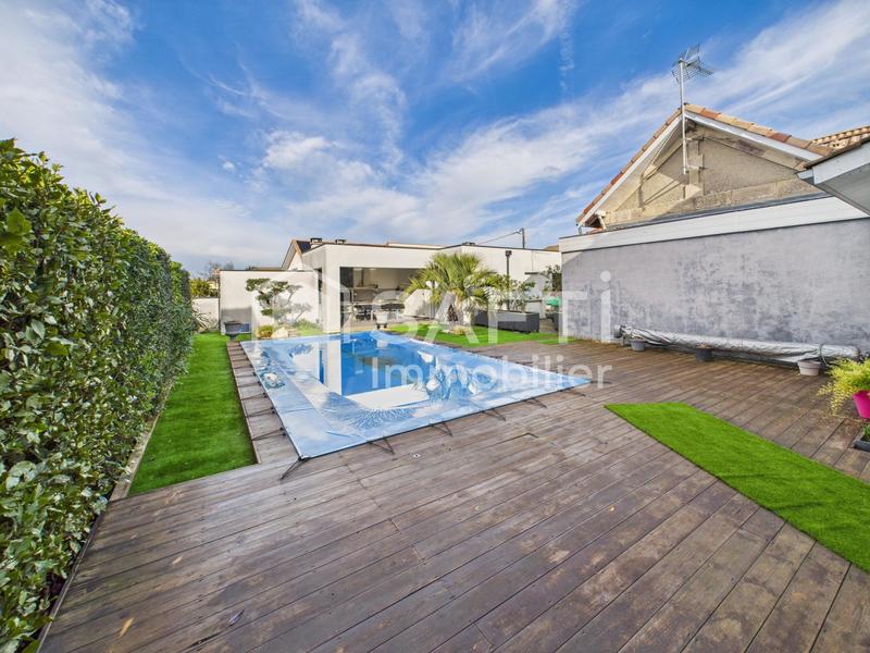 Maison - 147 m² - 5 pièces