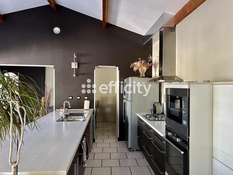 Maison - 135 m² - 7 pièces