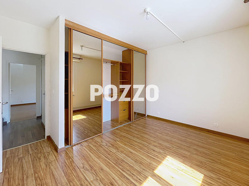 Appartement - 72 m² - 3 pièces