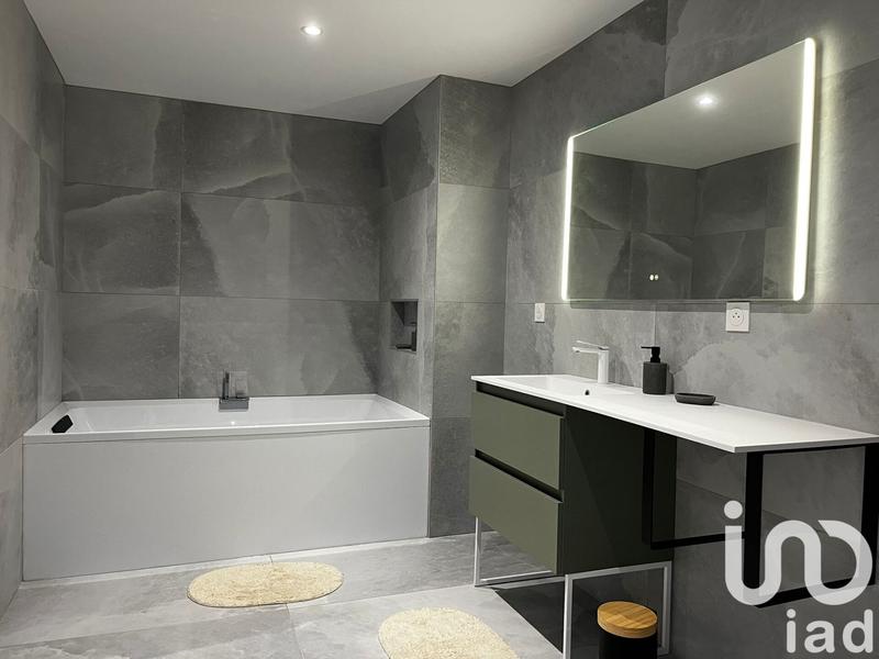 Châlet - 343 m² - 15 pièces