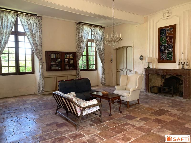 Château - 624 m² - 20 pièces