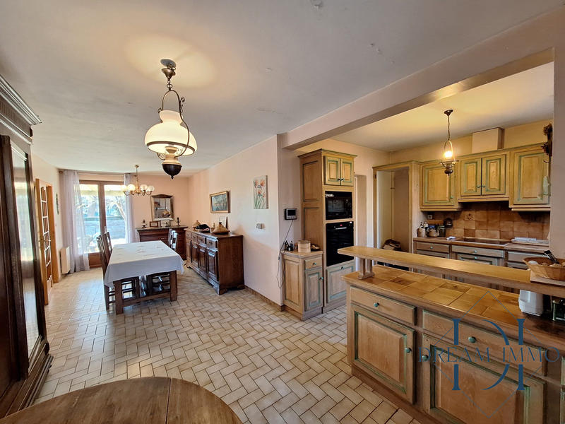 Villa - 163 m² - 6 pièces