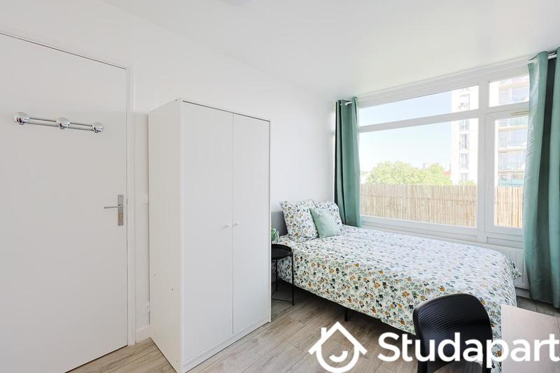 Chambre - 10 m² - 1 pièce