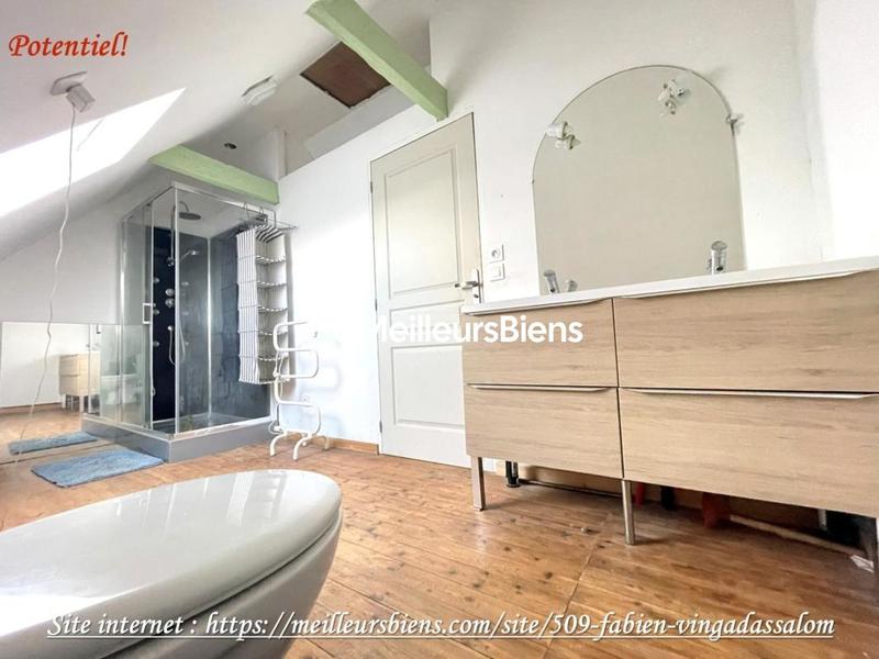 Propriété - 195 m² - 8 pièces