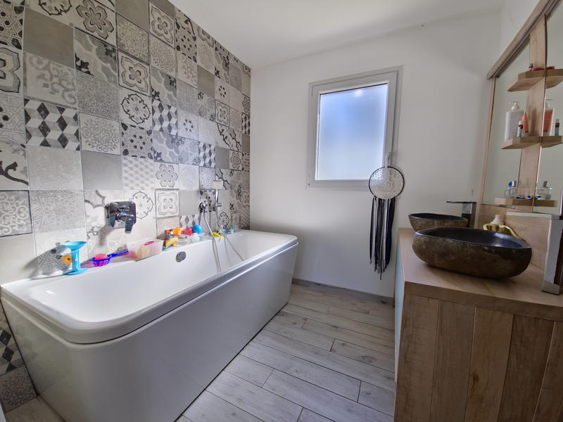 Maison - 120 m² - 4 pièces