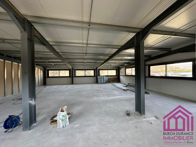 Local commercial - 145 m²