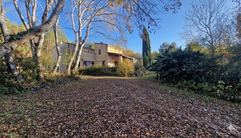 Maison ancienne - 250 m² - 11 pièces