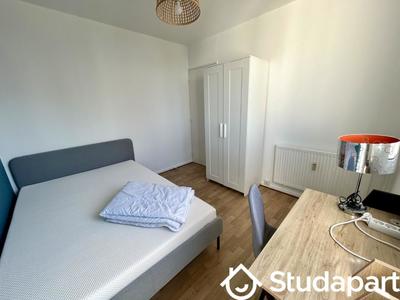 Chambre - 9 m² - 1 pièce