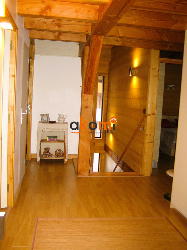 Châlet - 244 m² - 8 pièces