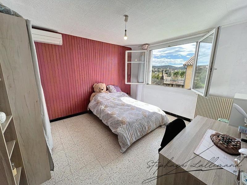 Maison - 141 m² - 6 pièces