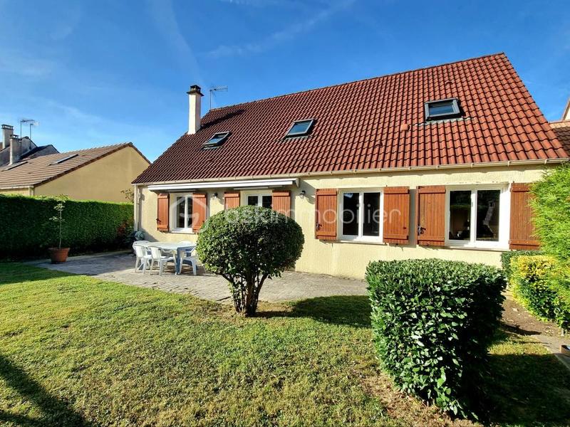 Maison traditionnelle - 128 m² - 5 pièces