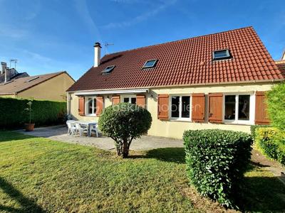 Maison traditionnelle - 128 m² - 5 pièces