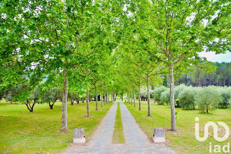 Maison - 311 m² - 8 pièces