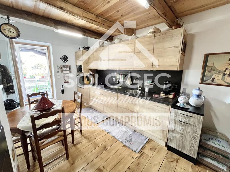 Maison - 105 m² - 4 pièces