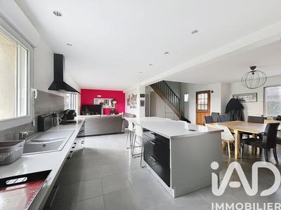 Maison - 168 m² - 6 pièces