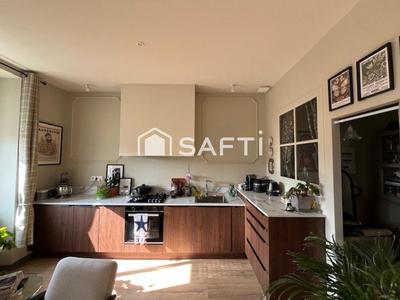 Appartement - 97 m² - 3 pièces