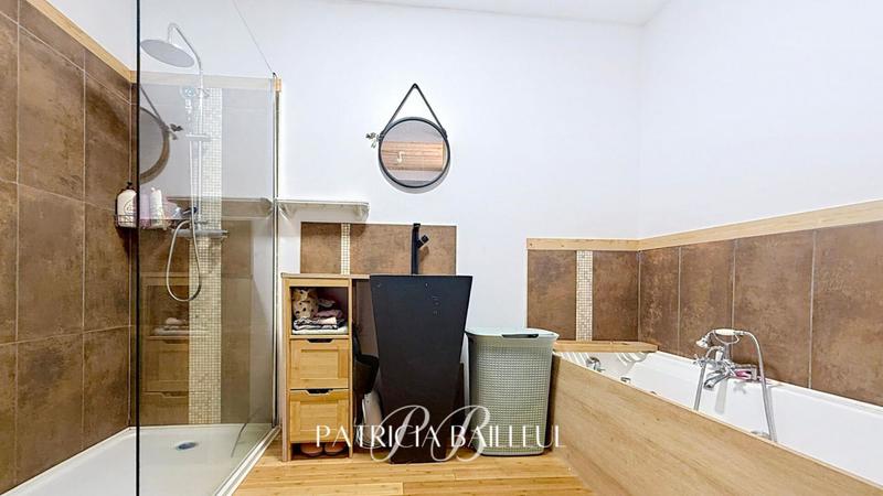 Maison - 145 m² - 5 pièces