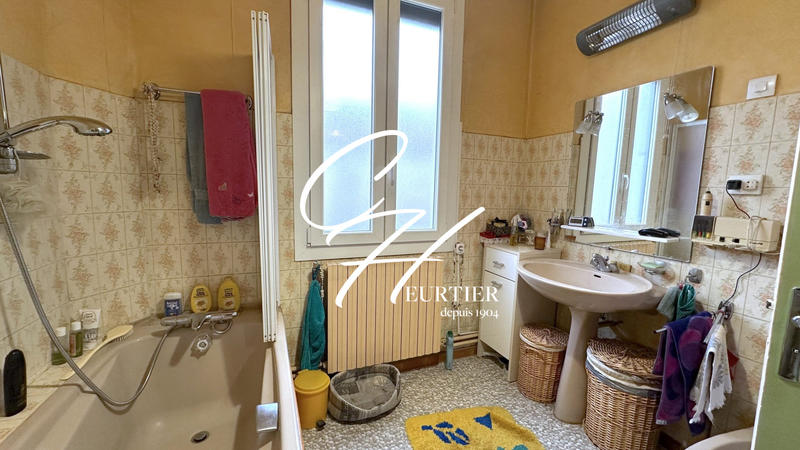 Maison - 100 m² - 5 pièces