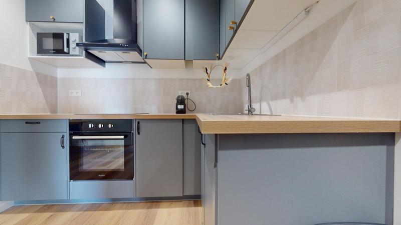 Appartement - 106 m² - 7 pièces