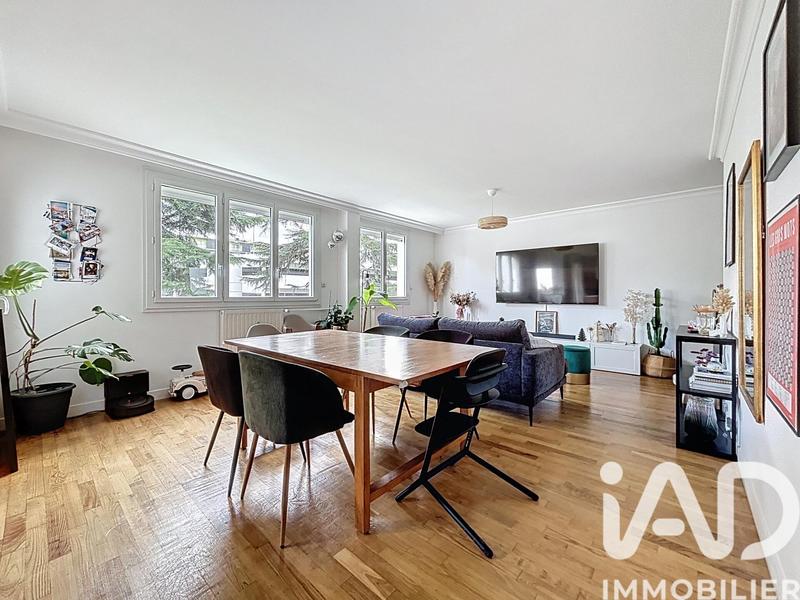 Appartement - 90 m² - 4 pièces