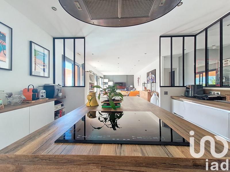 Maison - 140 m² - 5 pièces