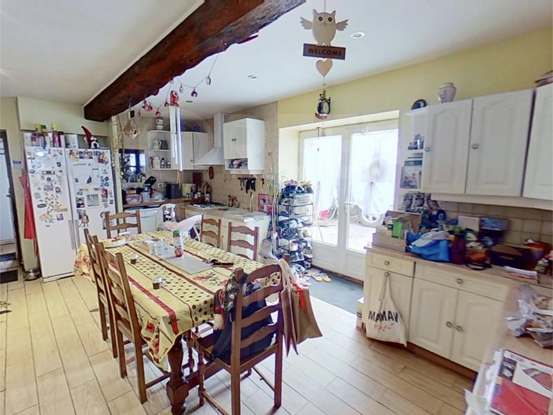 Maison - 157 m² - 6 pièces