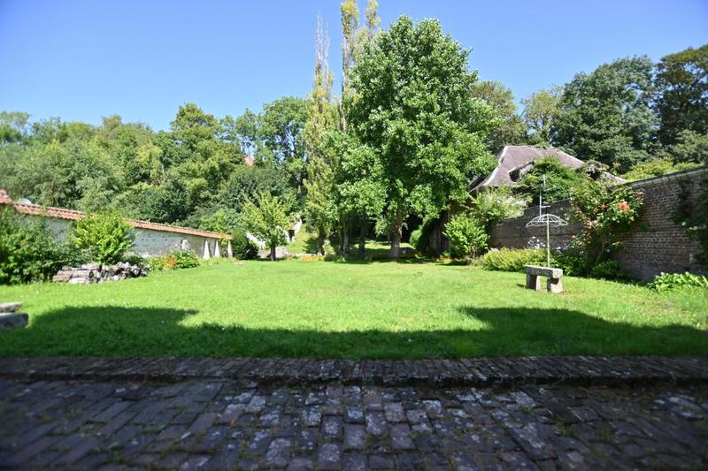 Maison - 262 m² - 9 pièces