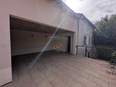 Maison - 152 m² - 6 pièces