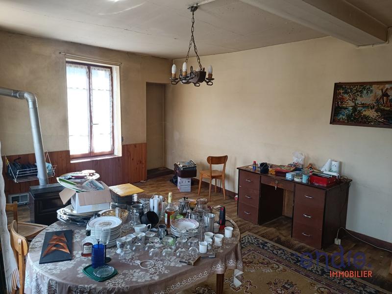 Maison - 101 m² - 6 pièces