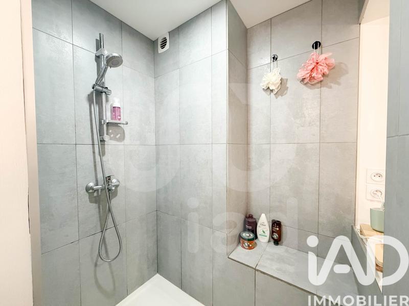 Loft - 83 m² - 3 pièces