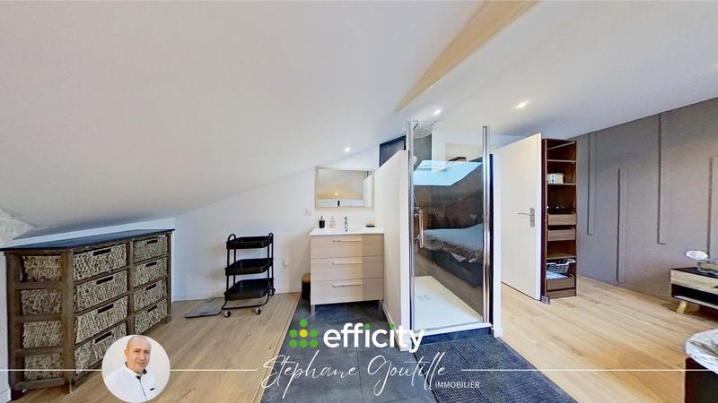 Appartement - 118 m² - 3 pièces