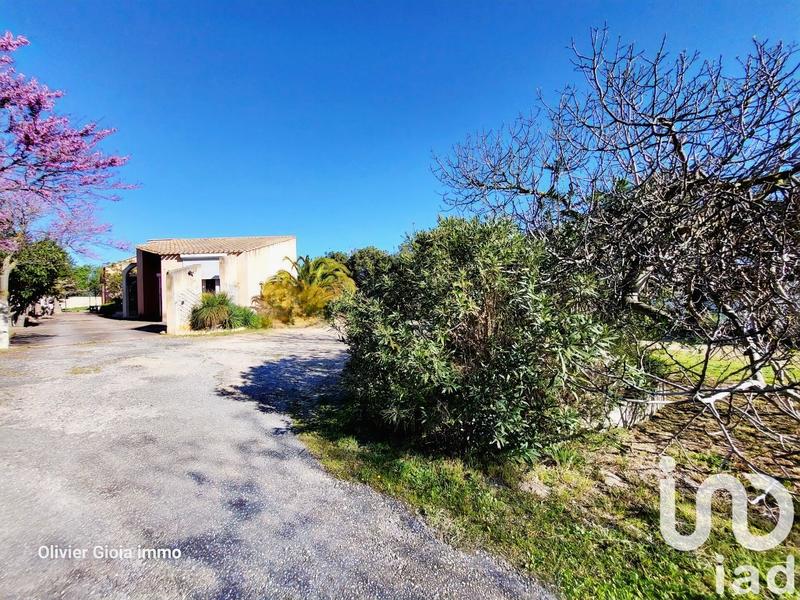 Maison - 260 m² - 10 pièces