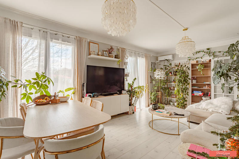 Maison traditionnelle - 129 m² - 7 pièces