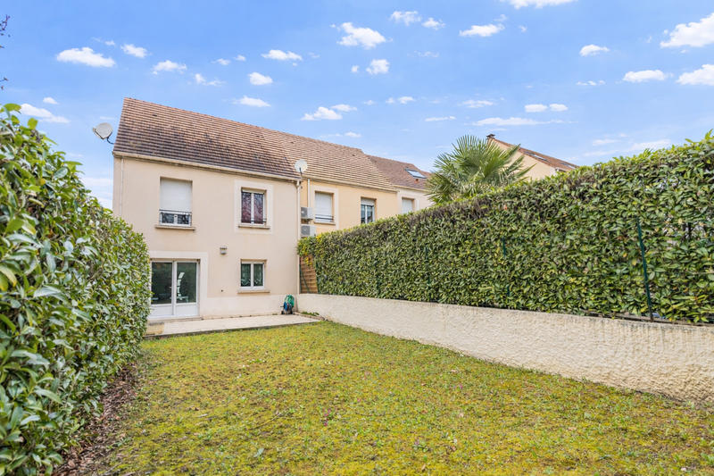 Maison - 87 m² - 4 pièces