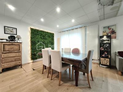 Maison - 86 m² - 4 pièces