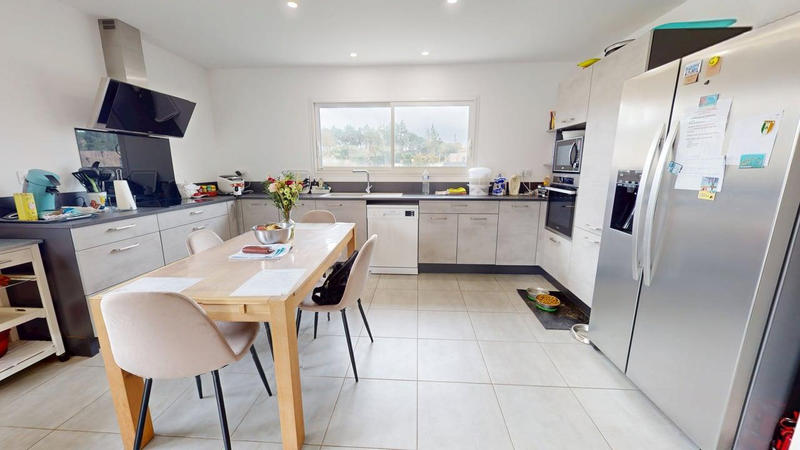 Maison - 107 m² - 5 pièces