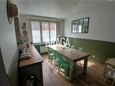 Maison - 100 m² - 6 pièces