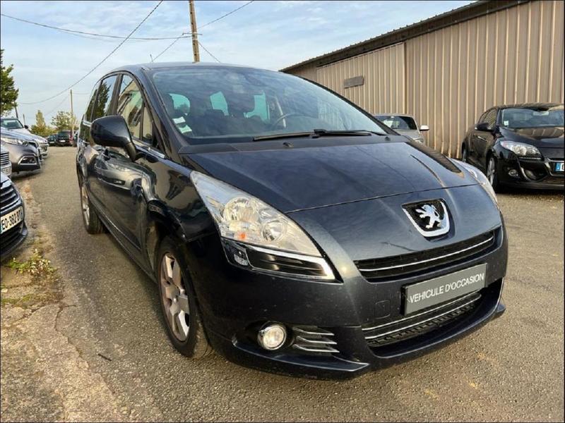 Peugeot 5008 1.6 Hdi 112 Cv Active 7 Pl