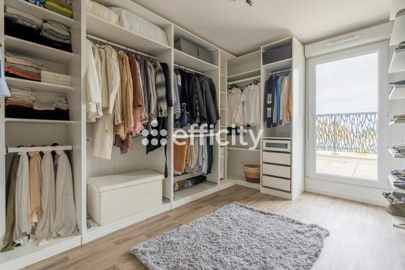 Appartement - 85 m² - 4 pièces