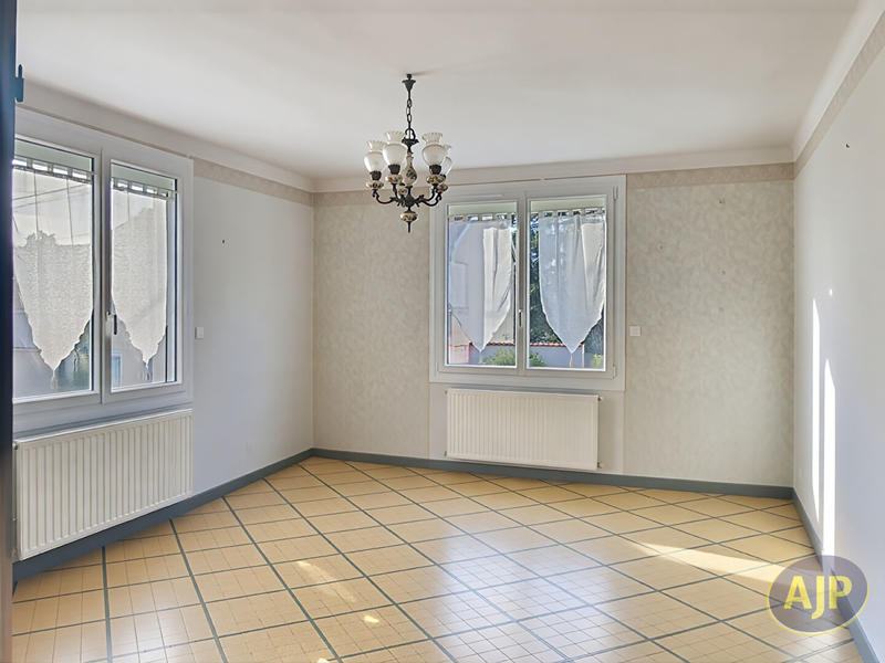 Maison - 80 m² - 4 pièces