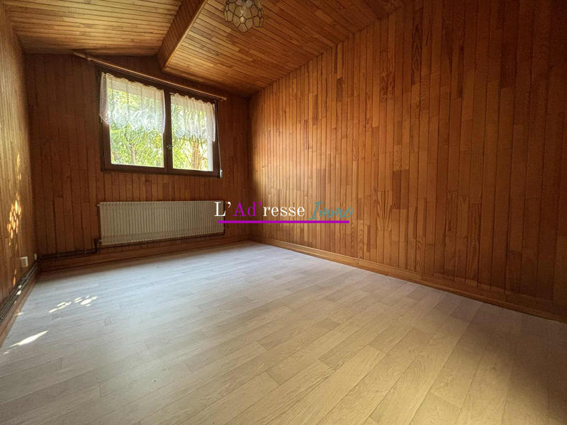 Maison - 92 m² - 6 pièces