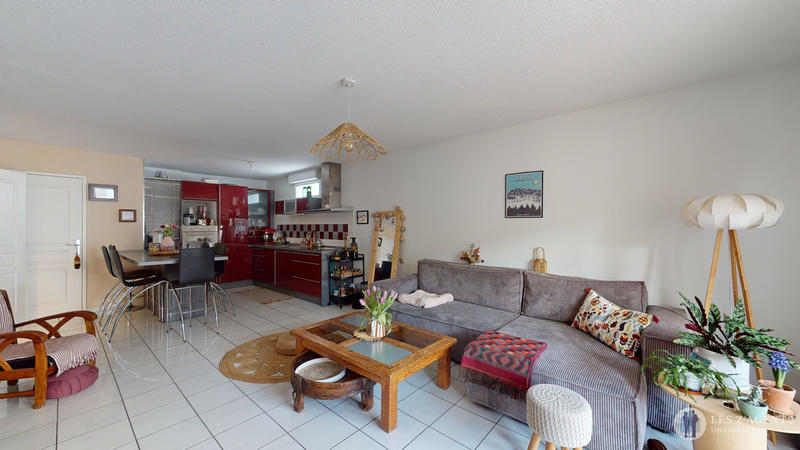 Appartement - 74 m² - 3 pièces