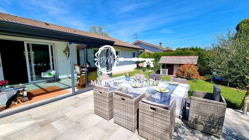 Maison - 158 m² - 6 pièces