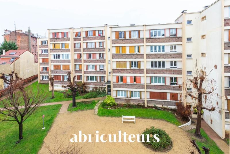 Appartement ancien - 65 m² - 4 pièces