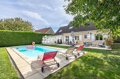 Pavillon - 133 m² - 7 pièces