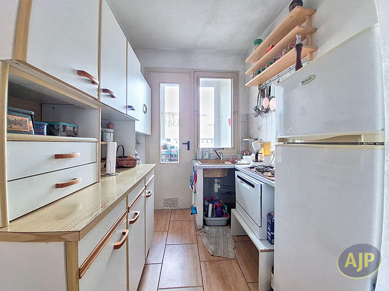 Appartement - 75 m² - 3 pièces